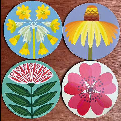 Four flower table mats made of melamine